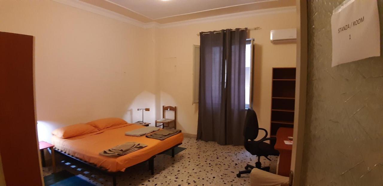 Stanza Privata In Appartamento Per Smart Working, Digital Nomads O Coliving Palermo Exteriér fotografie